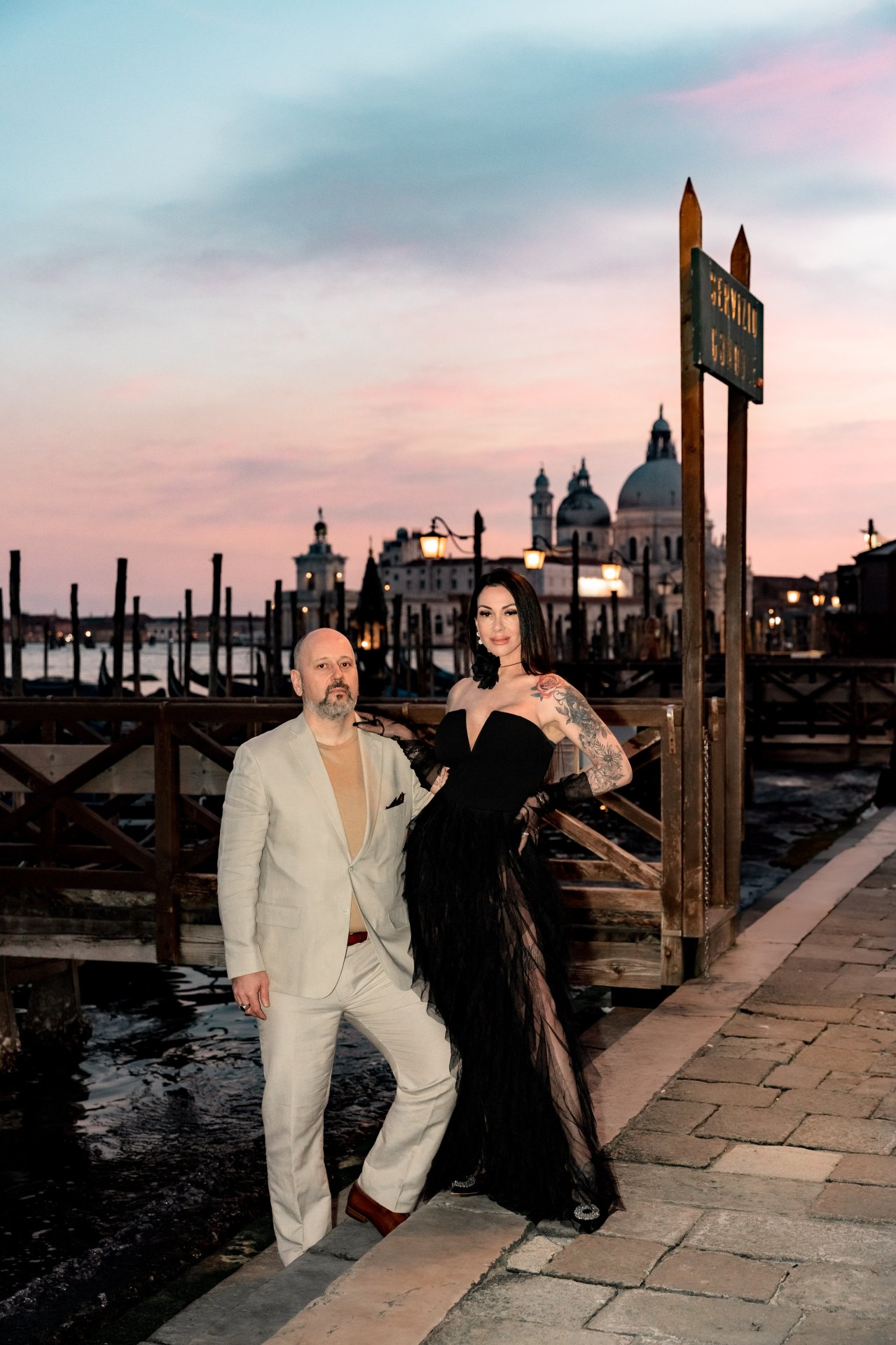 Venice Sunset-to-Night Elegant Couple Photoshoot
